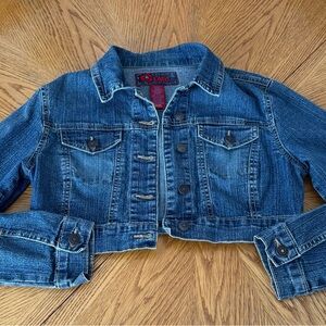 Super cute Women's Cropped Denim Jean Jacket Shrug size M
